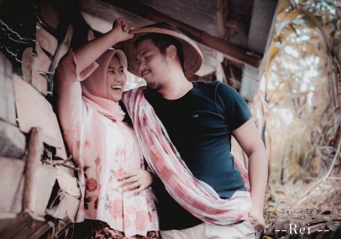 Pre-Wedding Photoshoot Indoor or Outdoor Around Jakarta