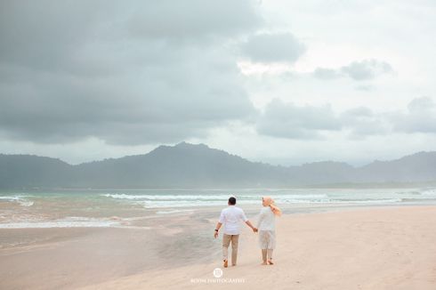 Travel Photography Pulau Merah Banyuwangi