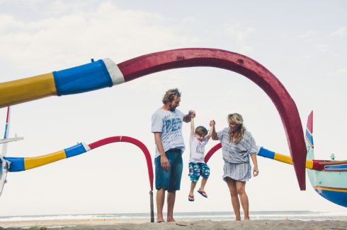 Smart Family Photo in Bali