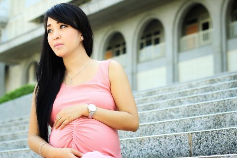 Maternity Photoshoot at Pantai Indah Kapuk